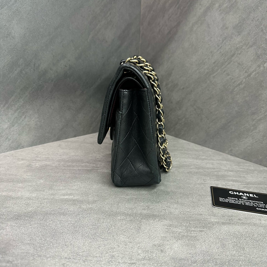 Chanel cf medium size black gold sheepskin chain bag, 13 opening with strap card