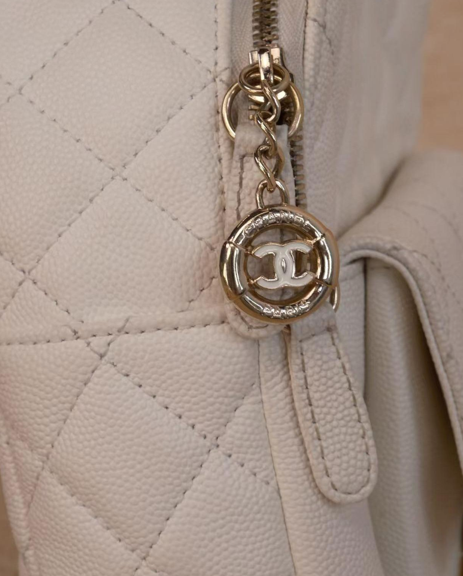 Interlocking CC Logo Quilted Caviar Leather Stylish Daypack Gold Zip, Convertible Shoulder Bag
