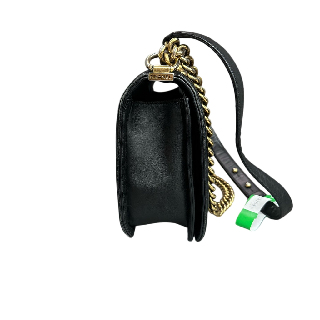 Chanel Le Boy Medium Black and Gold Lambskin Chain Bag 19 Opening, Structured Shape, Clean Interior.
