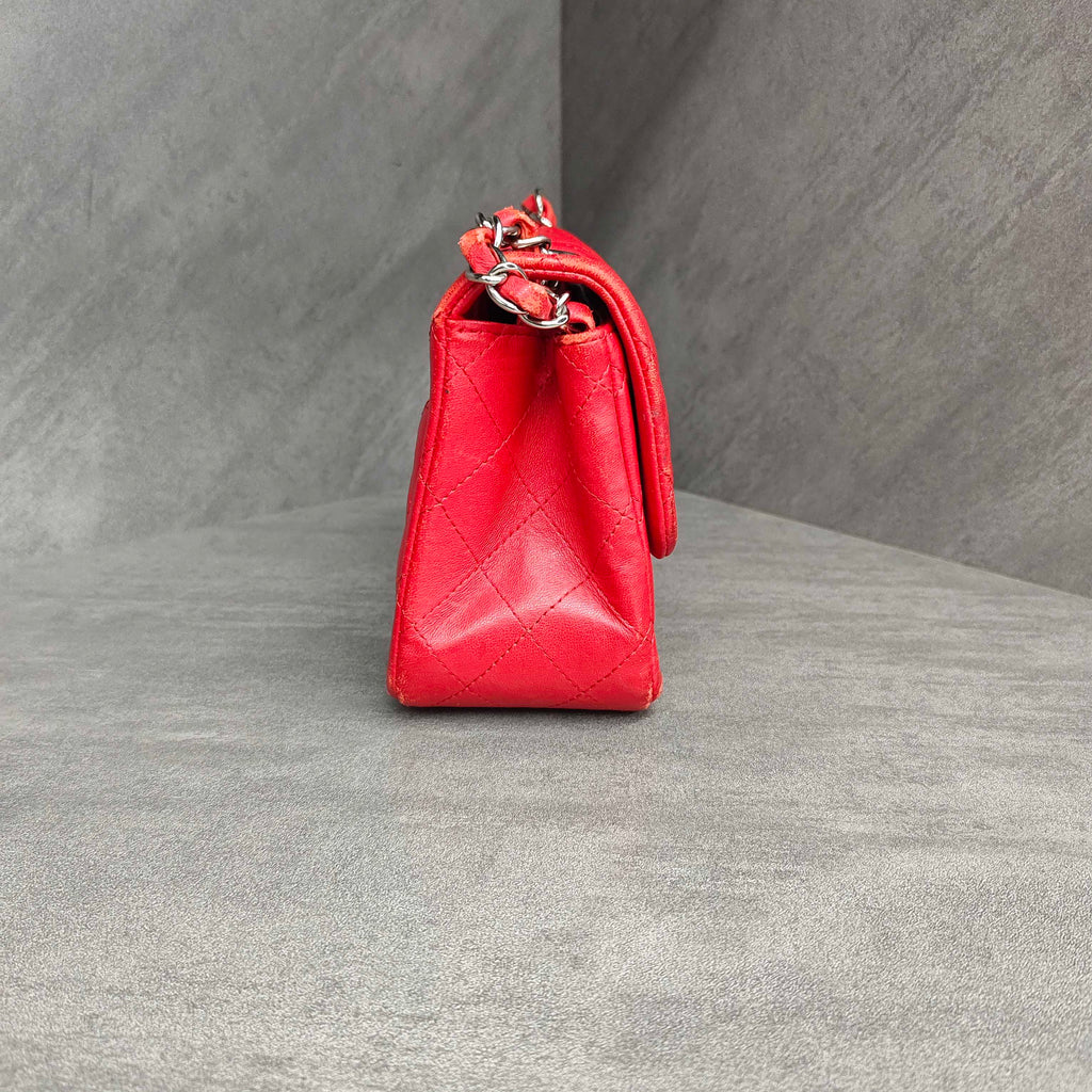Chanel CF Square Flap Red and Silver Lambskin Chain Bag 22 Opening