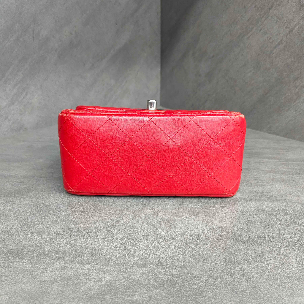 Chanel CF Square Flap Red and Silver Lambskin Chain Bag 22 Opening