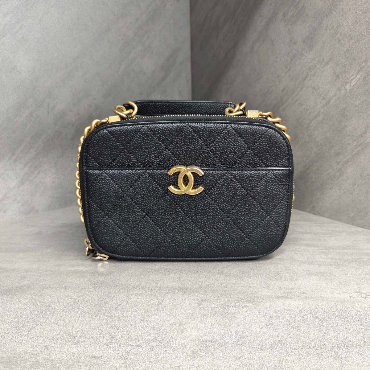 Chanel Black Gold Lychee Grain Calfskin Camera Bag 27 Opening