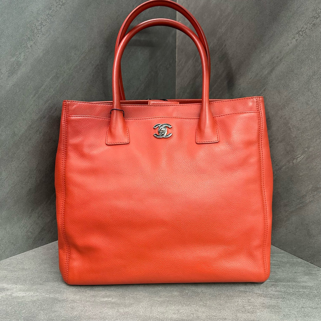 Chanel Cerf Tote, Red Litchi Calfskin, Size 27