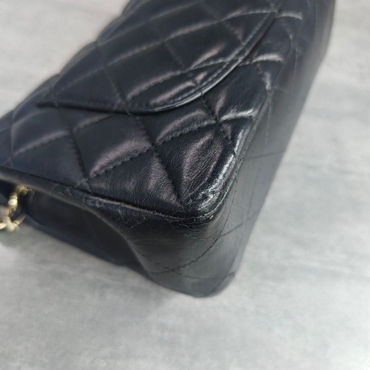 CHANEL Classic Flap Card Holder Mini Black Lambskin Gold Hardware Chain Bag 23 Series