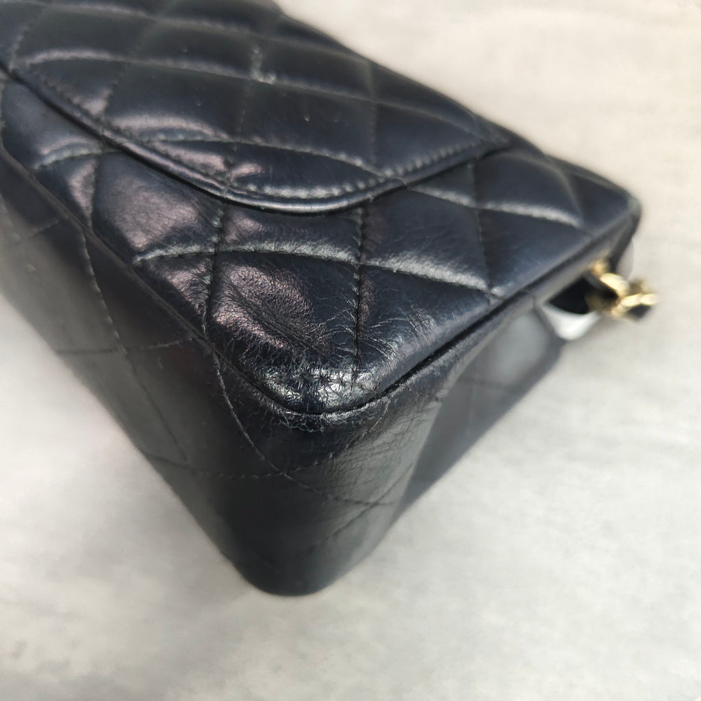 CHANEL Classic Flap Card Holder Mini Black Lambskin Gold Hardware Chain Bag 23 Series