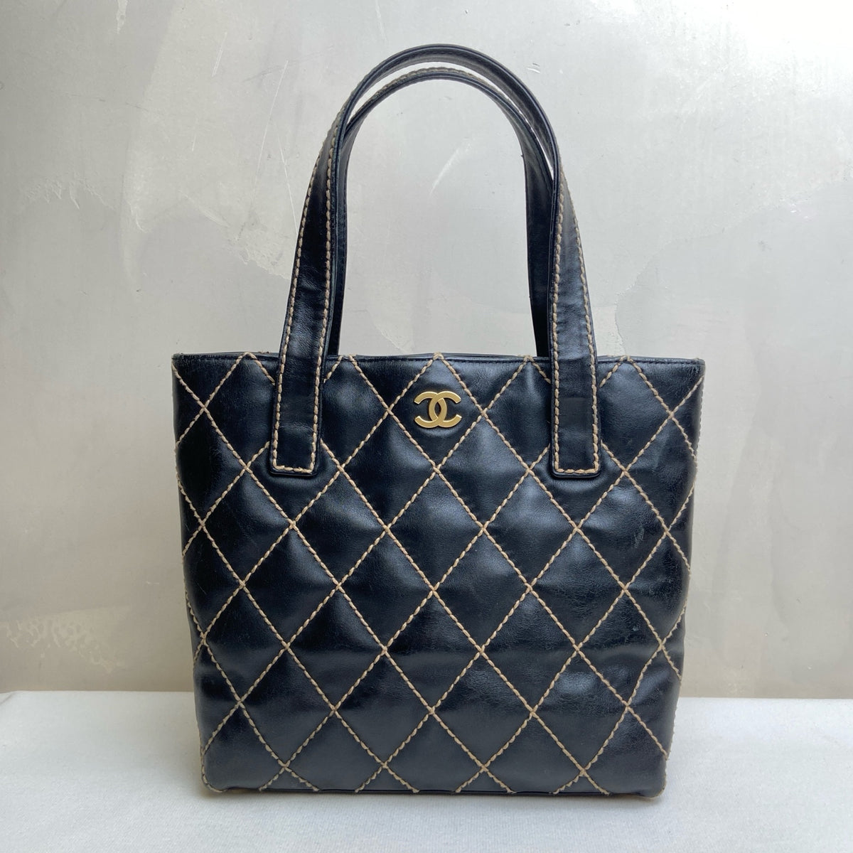 Chanel Vintage Vivienne Quilted Tote Bag Black Gold Exterior Stitching