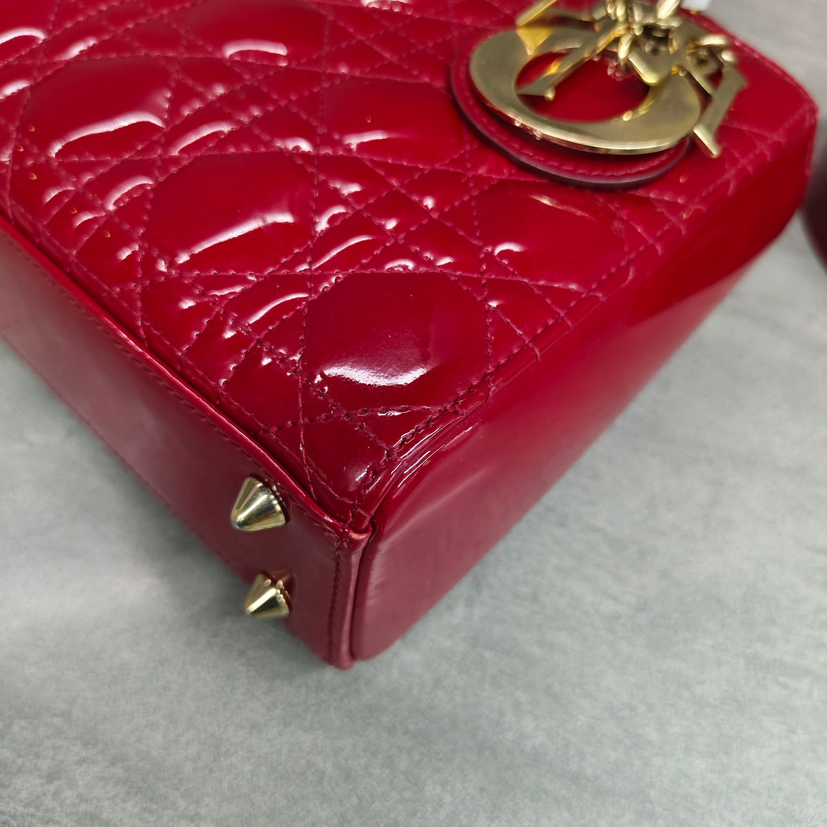 Dior Lady Dior 4-Grid Red Patent Leather Gold-Tone Hardware 2019 Code