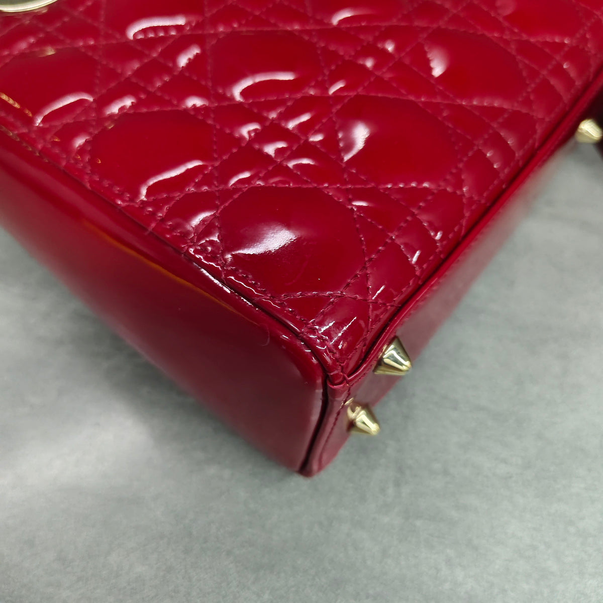 Dior Lady Dior 4-Grid Red Patent Leather Gold-Tone Hardware 2019 Code