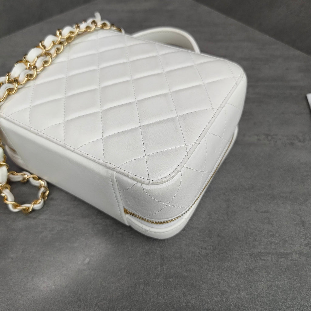 Chanel 21K White Lambskin Mirrored Camera Bag Cosmetic Bag with Chip