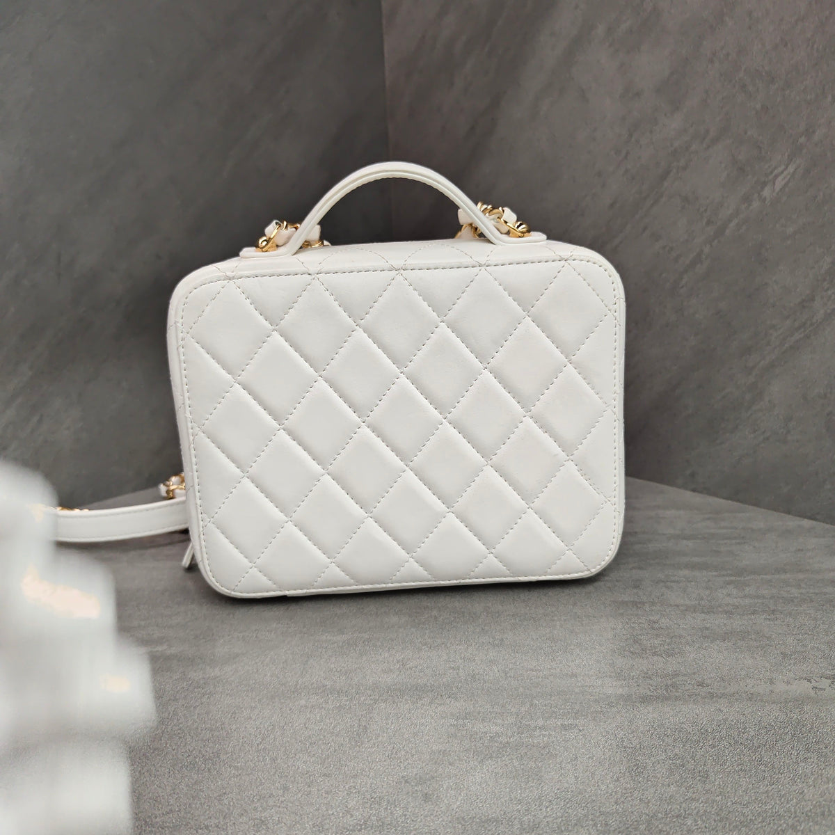 Chanel 21K White Lambskin Mirrored Camera Bag Cosmetic Bag with Chip