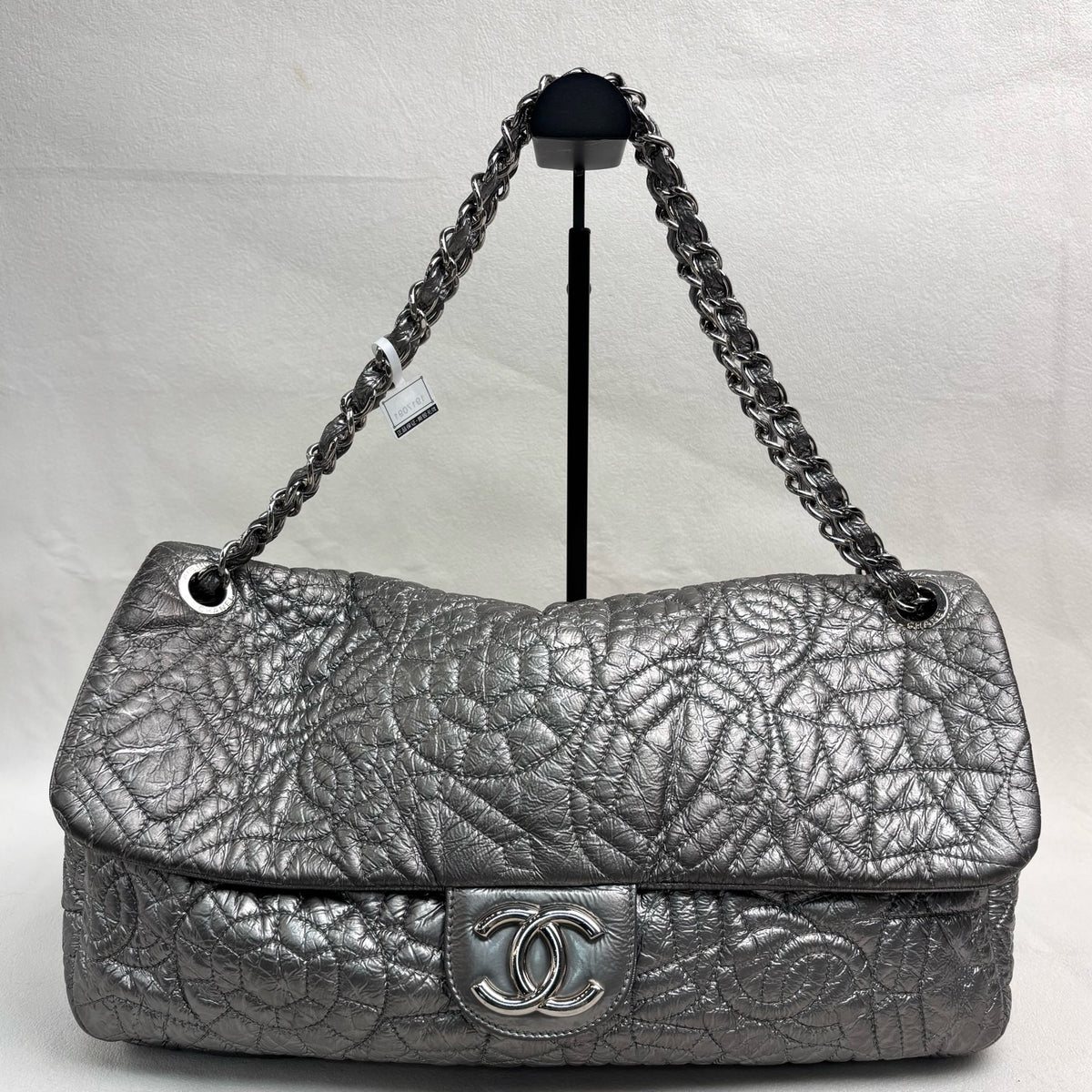Chanel Vintage Silver Glazed Embossed Leather Classic Flap Airport Shoulder Bag with Chain