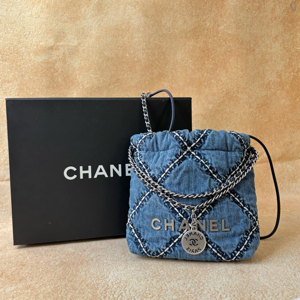 Chanel 22bag mini with chip blue denim