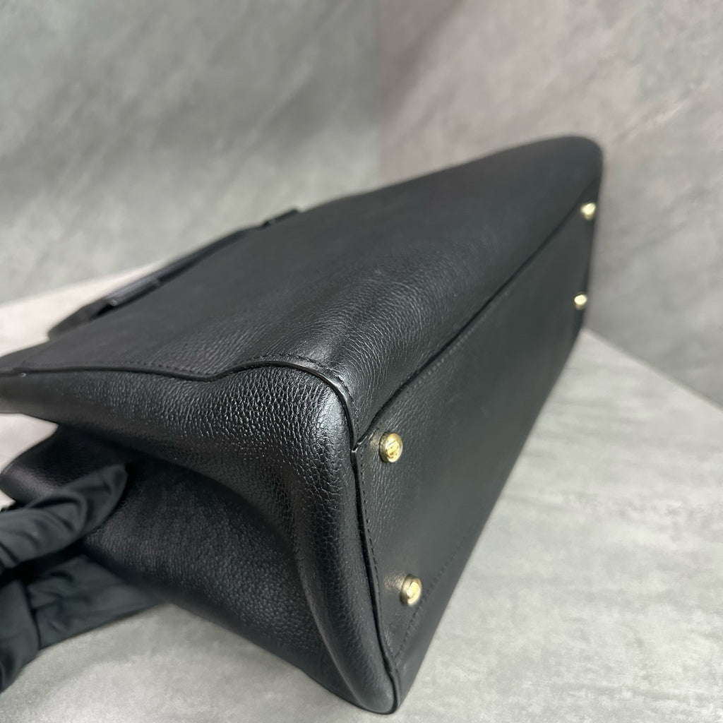 CHANEL Black Gold Pebbled Calfskin Cerf Tote