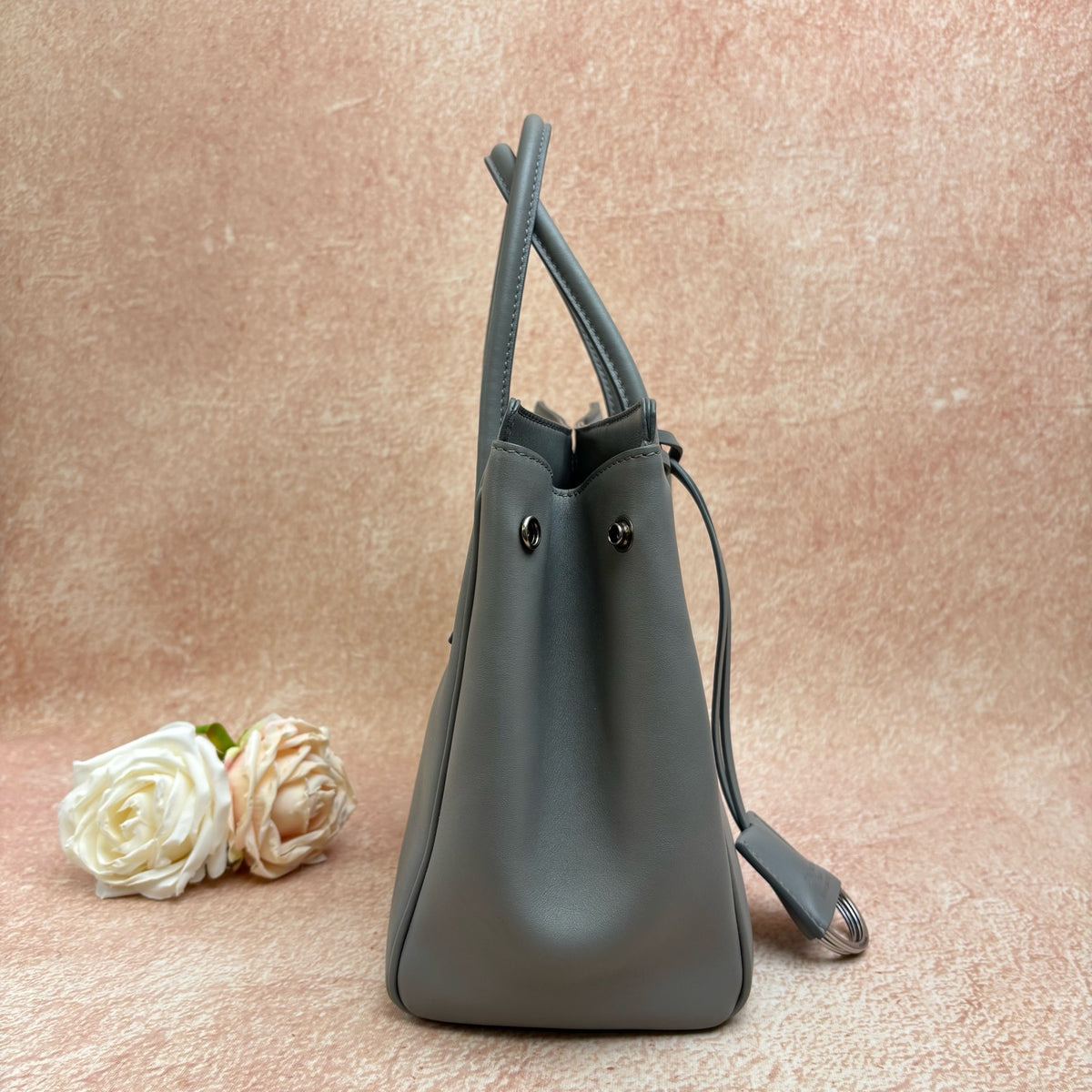 Balenciaga Hampton Carry All Tote Elephant Grey Cowhide Leather Hand & Crossbody Bag