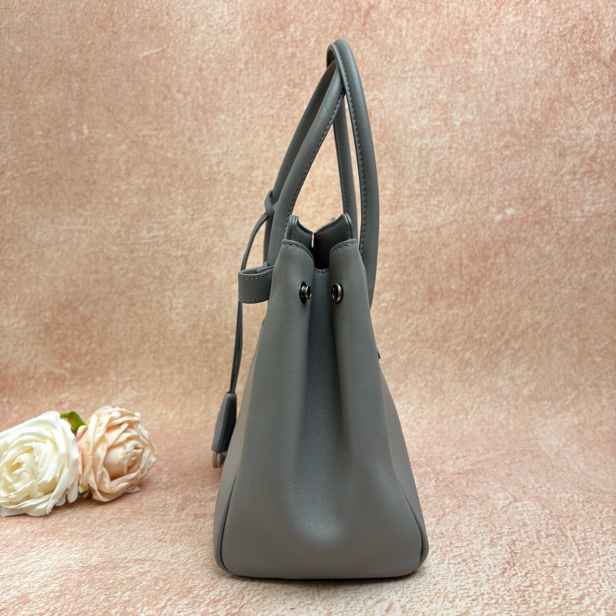 Balenciaga Hampton Carry All Tote Elephant Grey Cowhide Leather Hand & Crossbody Bag