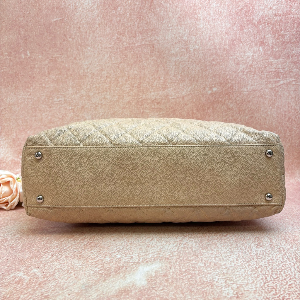 Chanel Cream White Caviar Leather 2-Way Hobo Airport Bag