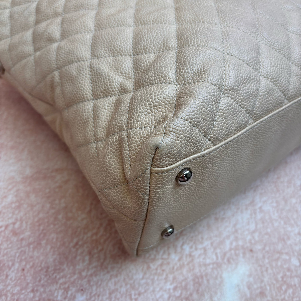 Chanel Cream White Caviar Leather 2-Way Hobo Airport Bag