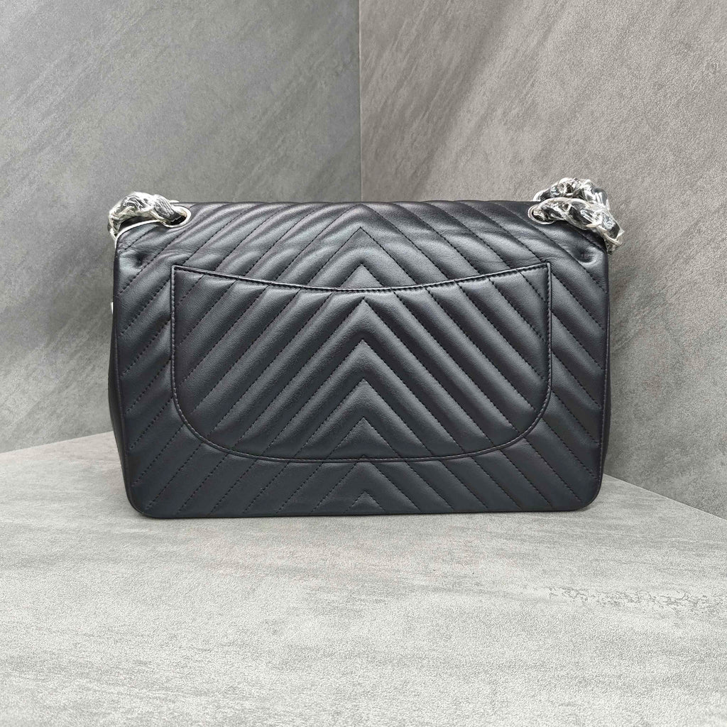 CHANEL Classic Flap Jumbo Chevron Lambskin Black Silver Hardware 22 Series with Card