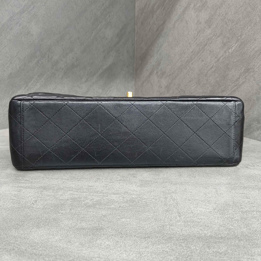 CHANEL Classic Flap Black Lambskin Gold Hardware Chain Bag 15 Series