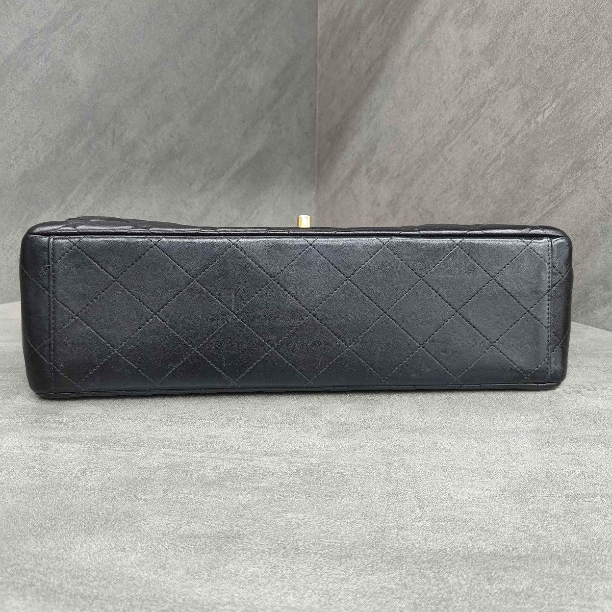 CHANEL Classic Flap Black Lambskin Gold Hardware Chain Bag 15 Series