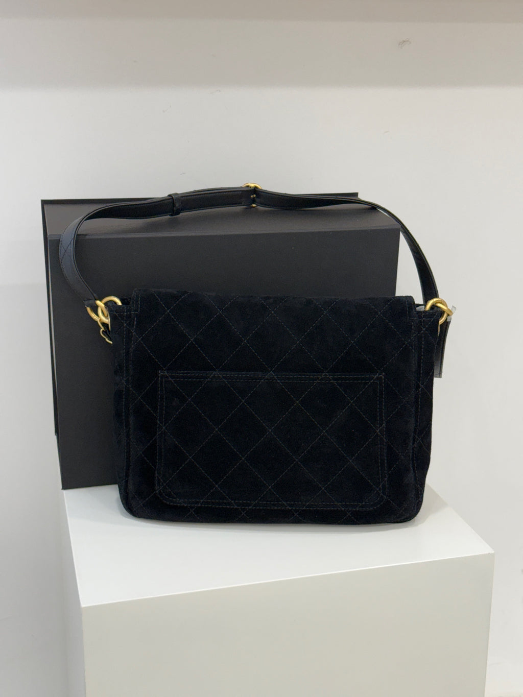 Chanel 26C Suede Messenger Bag with Authenticity Chip, Black with Gold Hardware, Lightweight Durable, Large Capacity Fits iPad
