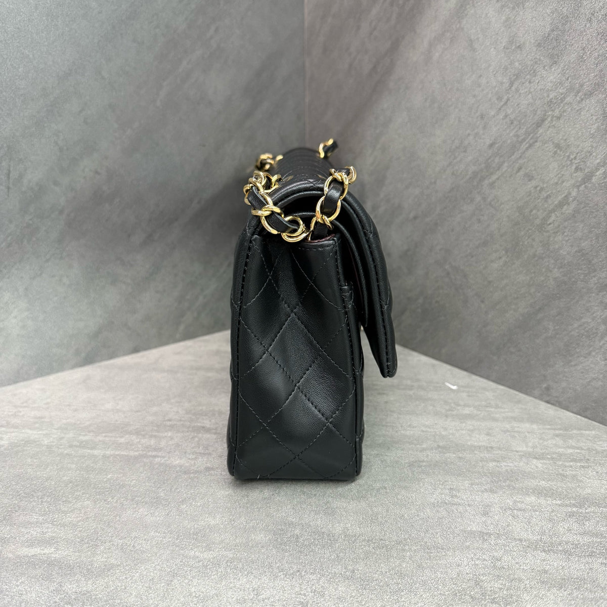 Chanel CF Black Lambskin Gold Hardware Chain Bag 19 Series with Card and Receipt