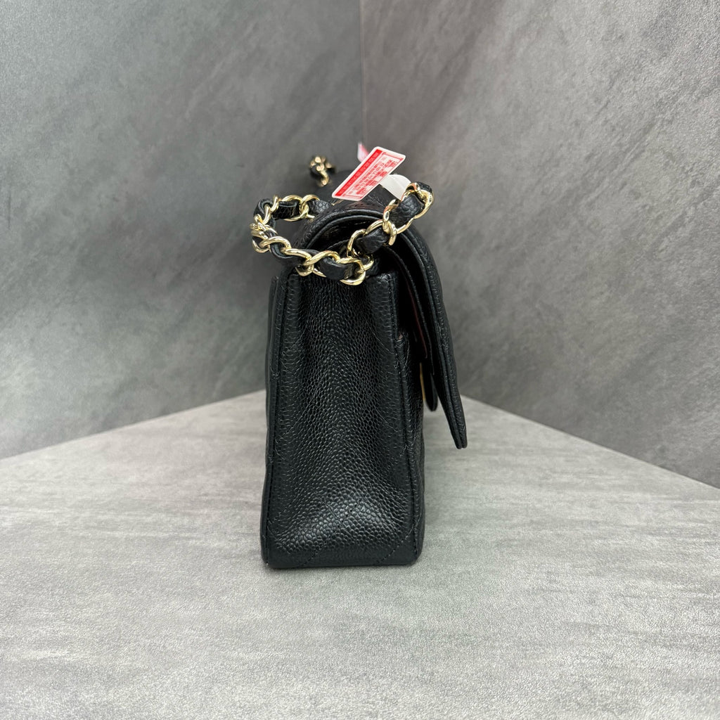 Chanel Classic Flap Caviar Leather Chain Bag in Black with Gold Hardware, 17 Series with Card