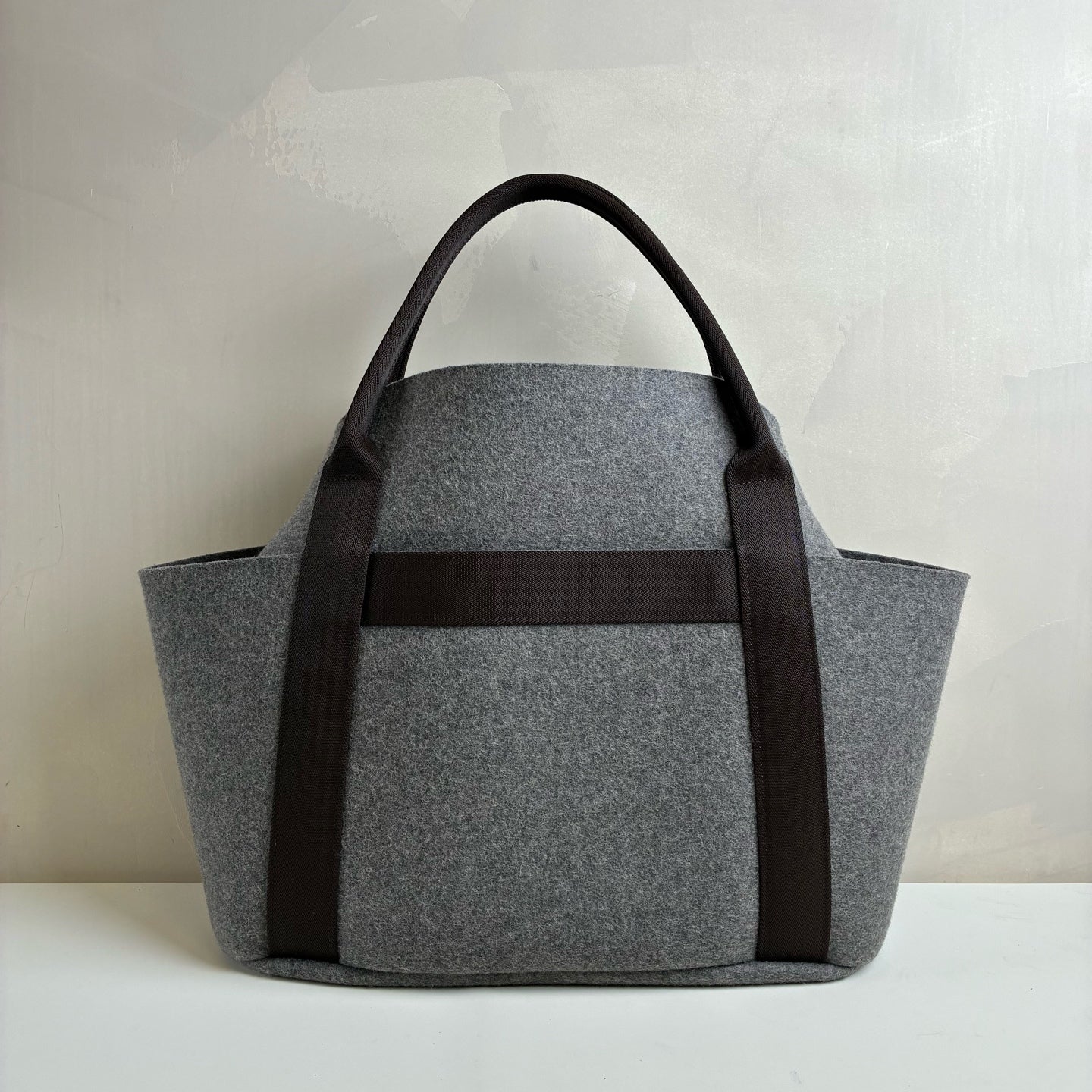 Hermès Groom Bag Gray Felt Equestrian Bag W Mark Shoulder Bag 99% New Size: 38*16*3