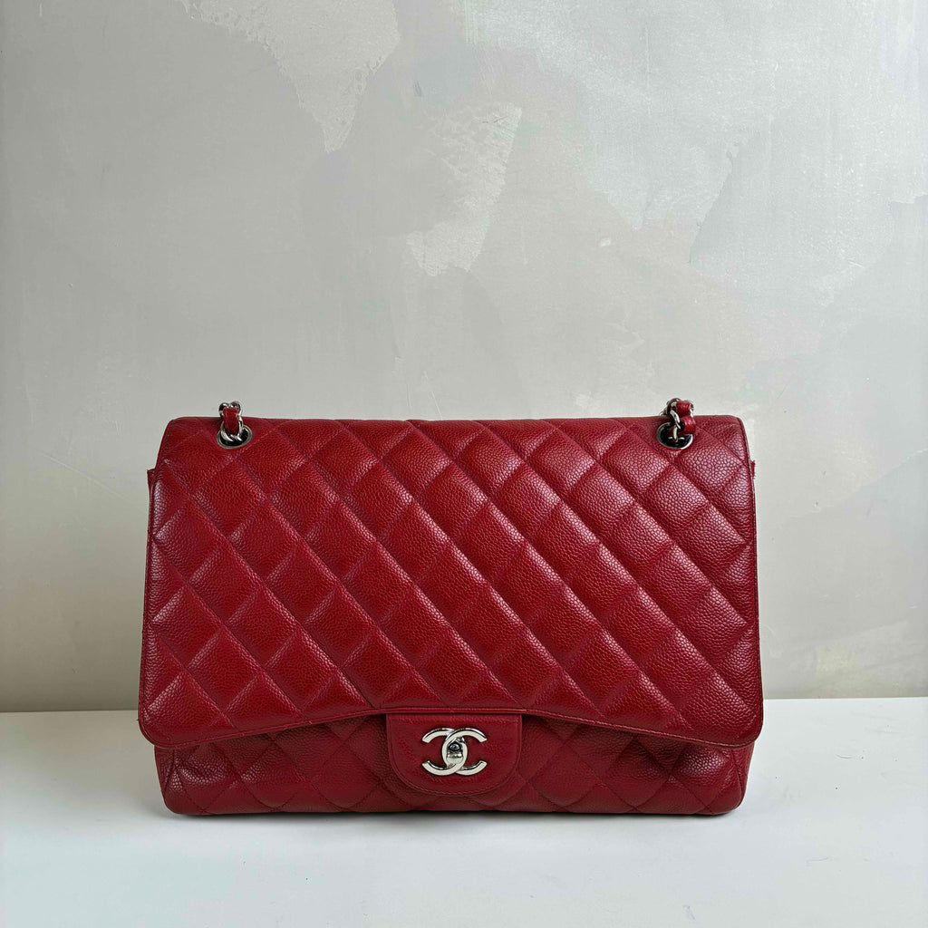 CHANEL cf jumbo max 13-inch red diamond-patterned lychee grain leather shoulder bag with silver chain buckle, bottom length