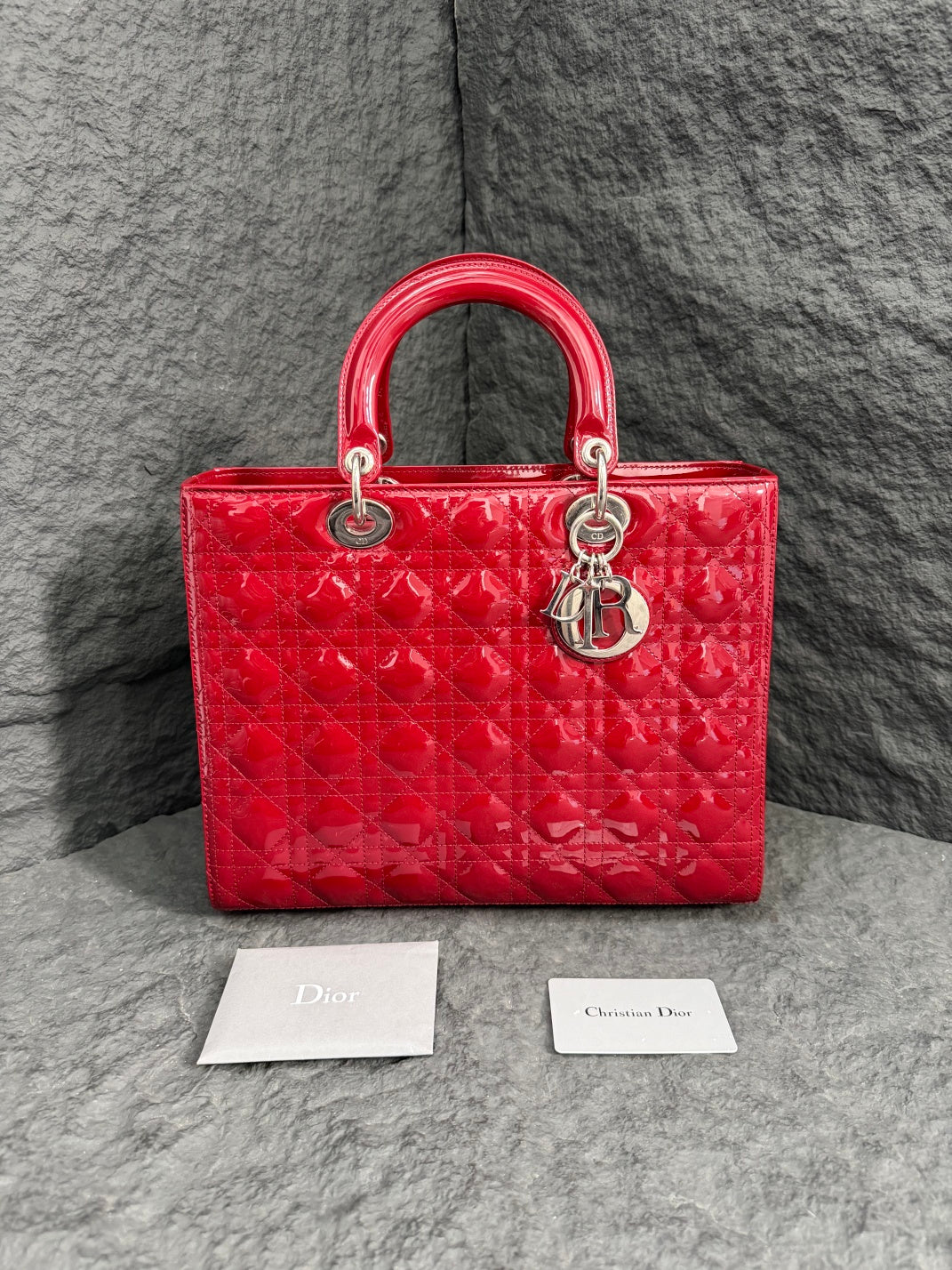 Dior Lady Dior Large, patent leather, bright red, strapless, 2018 serial code, 2019 receipt, with authenticity card, in stock at favorable price