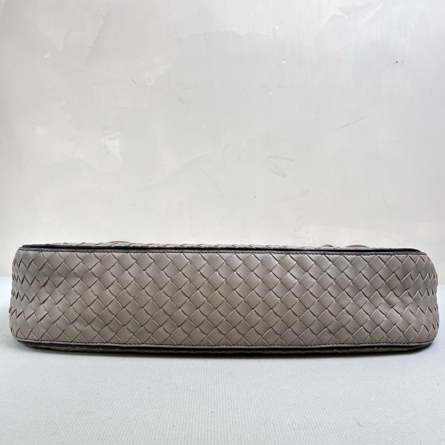 BV/Bottega Veneta Loop Woven Underarm Bag Handbag Elephant Gray 99% New Size 39*34