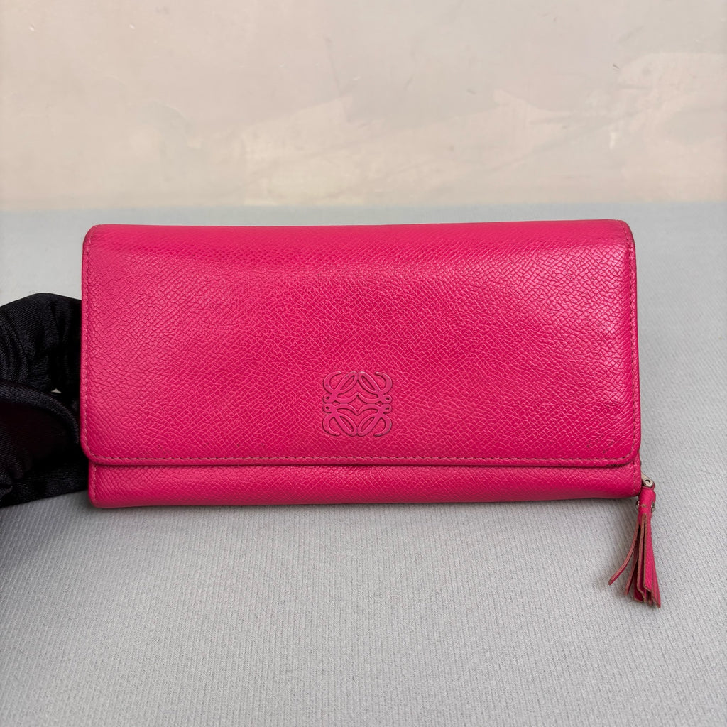Loewe Pink Long Wallet Calfskin 98% New Size 19.5*9.5