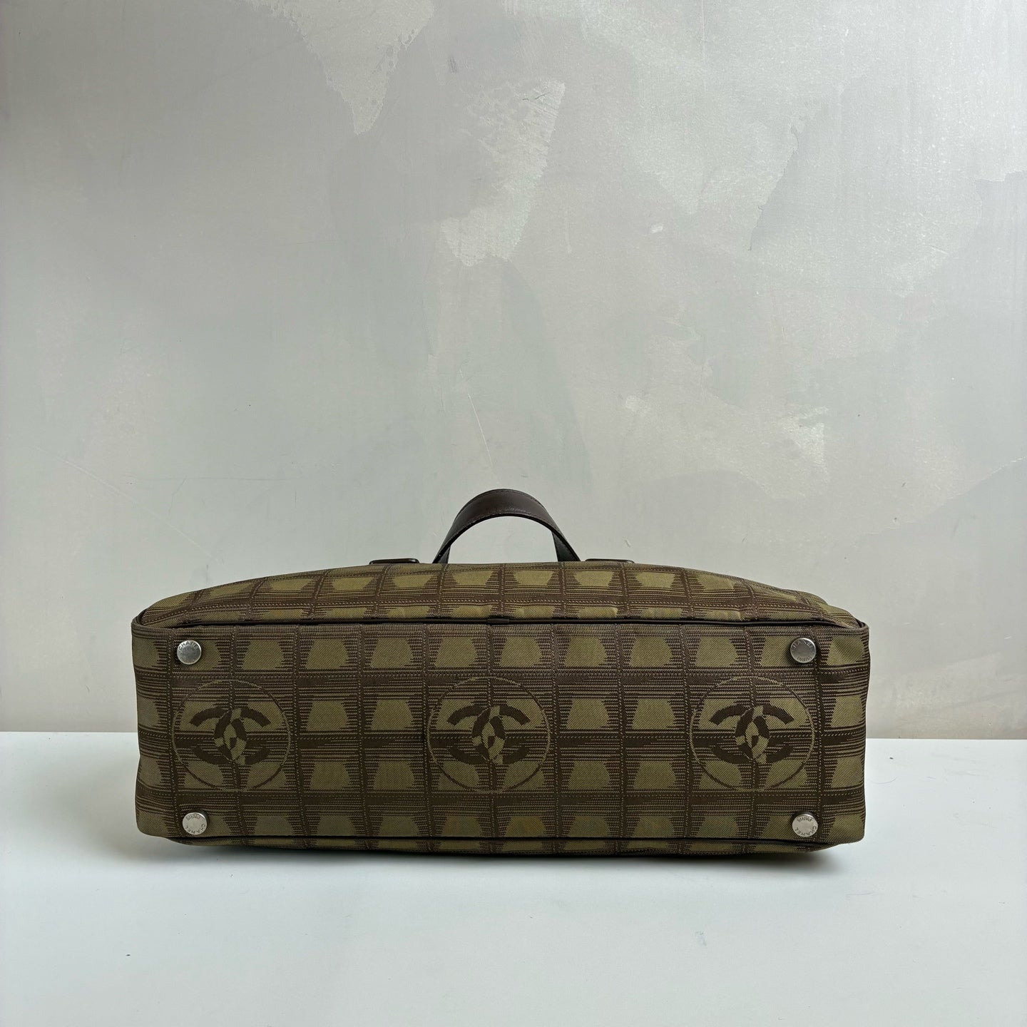 Chanel Green Ice Cube Baguette Handbag 7 Opening 99% New Size 35x12x10 Canvas Material
