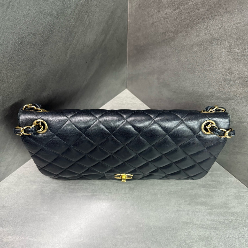 Chanel cf jumbo Black Gold sheepskin chain Bag 24 kai