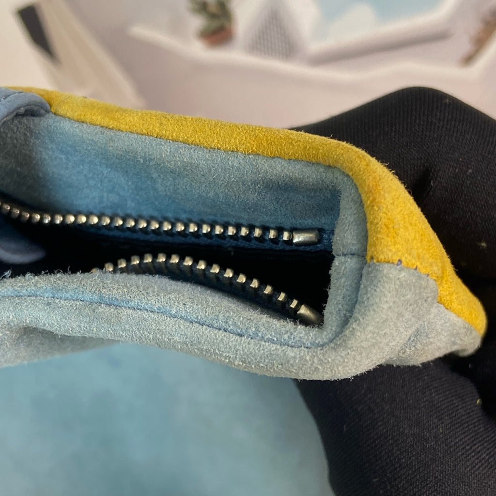 miumiu Color Block Single Shoulder Bag 99% New Dimensions: 29×25 cm Yellow and Light Blue Suede Material