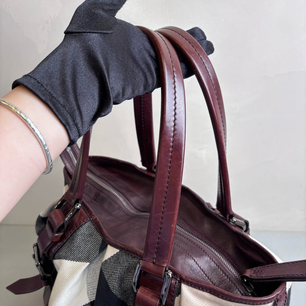 Burberry 98% New Honey Brown Tote Bag Canvas with Leather, Size 25*35