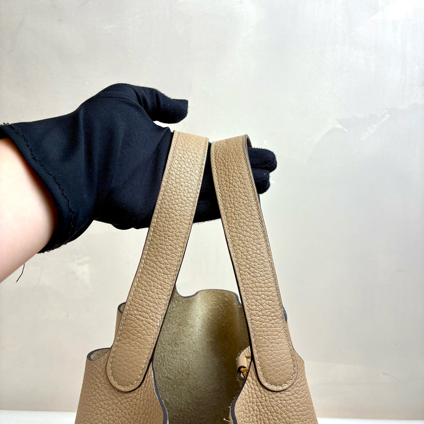Hermes Trench Coat Gray with Gold Buckle 22 Garden Party Bag Y Stamp Gold Buckle Garden Party Bag TC Leather Size 22*22