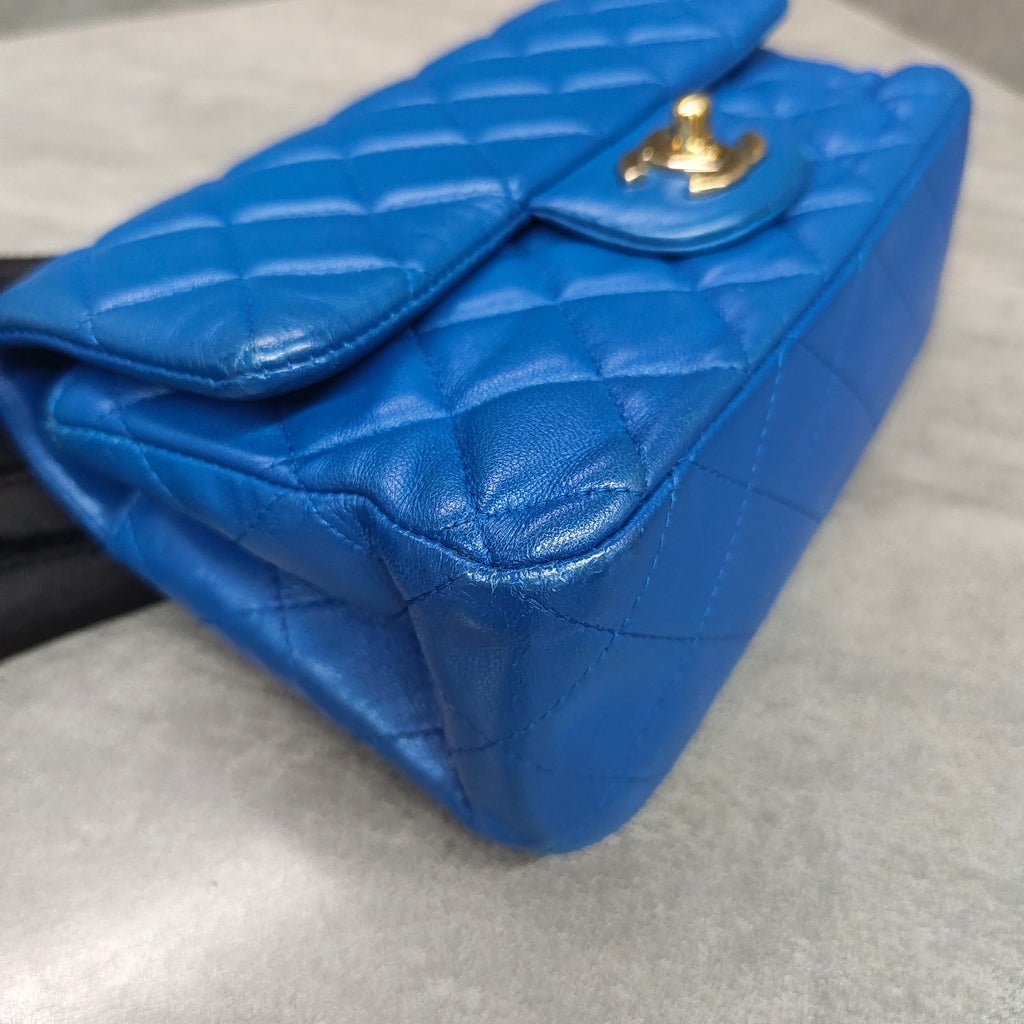 Chanel CF Large Mini Blue Gold Lambskin Chain Bag 24K Bag Shape Three-dimensional Interior Clean