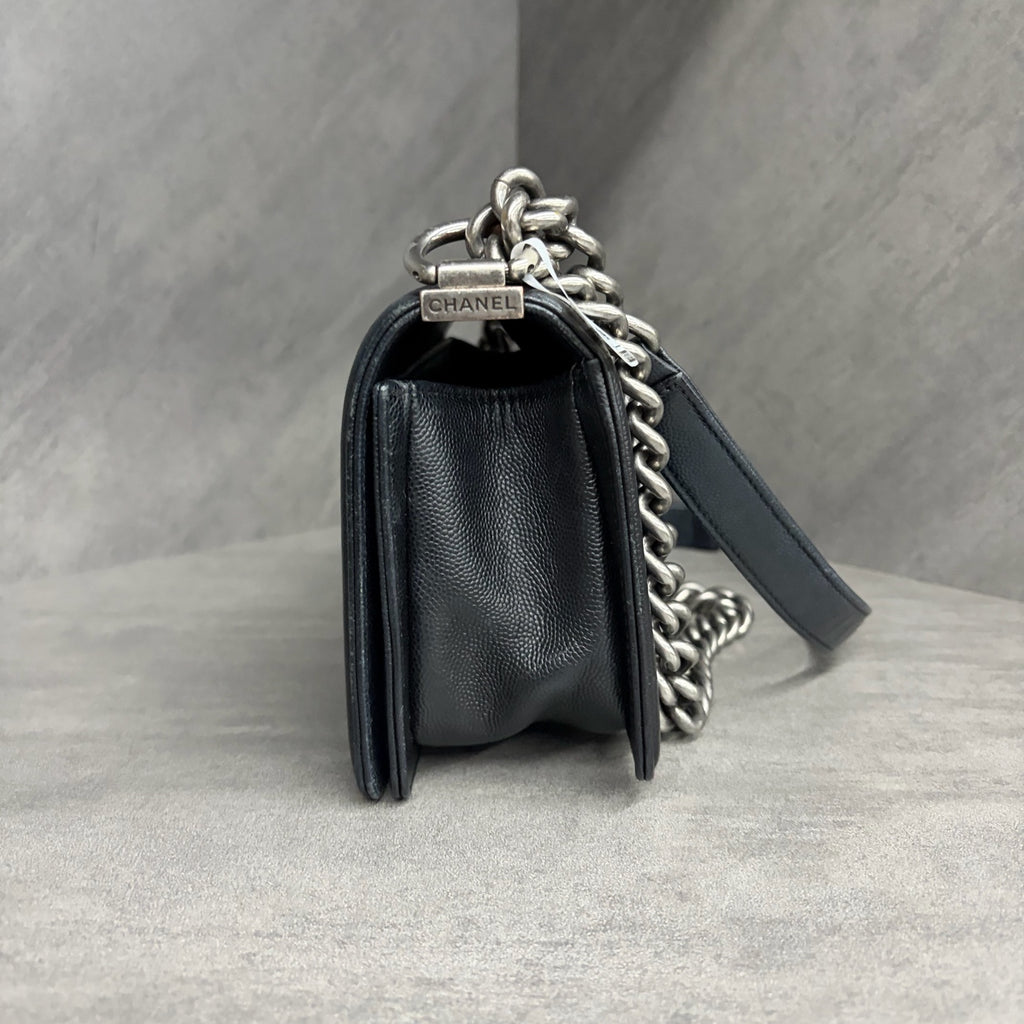 Chanel Leboy small size, black and silver grained calfskin, 26 series no card, clean interior, in stock at favorable price