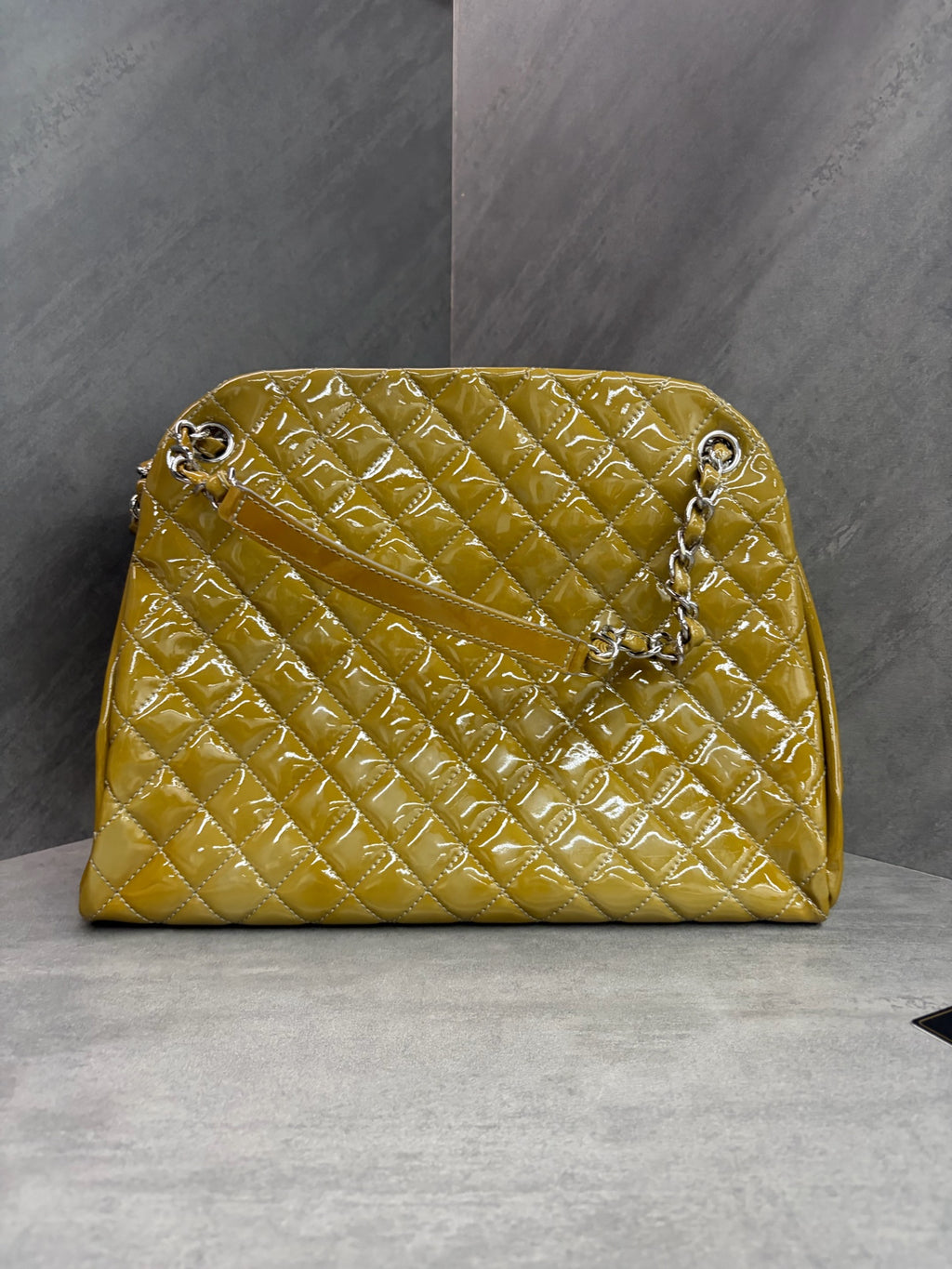 Chanel Bowling Bag, Olive Green Patent Leather, 16-size with authenticity card, structured silhouette, clean interior, original condition