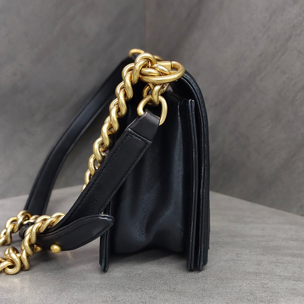 Chanel Le Boy Medium Black and Gold Shoulder Crossbody Bag 22 Opening Without Card