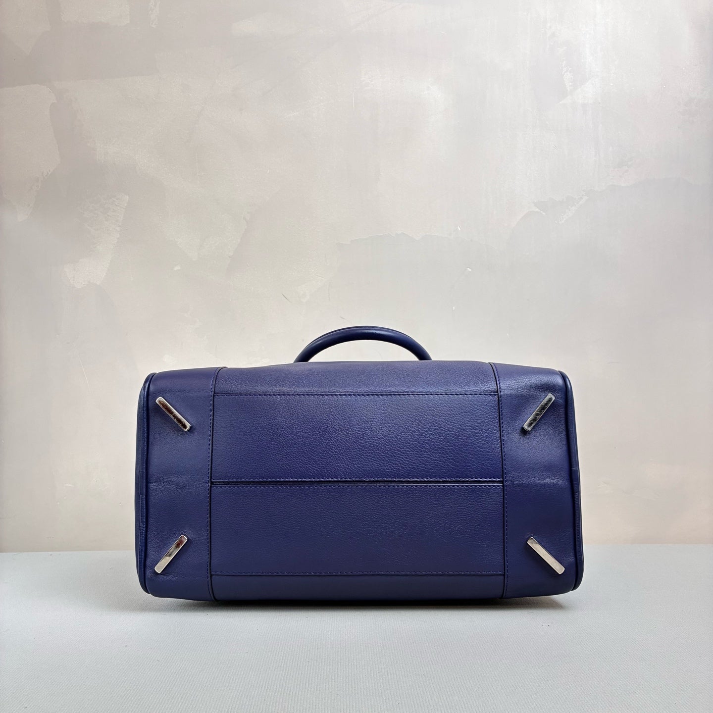 Loewe/Amazon Boston Navy Blue Handheld Crossbody Bag Size 37x26x18 Leather