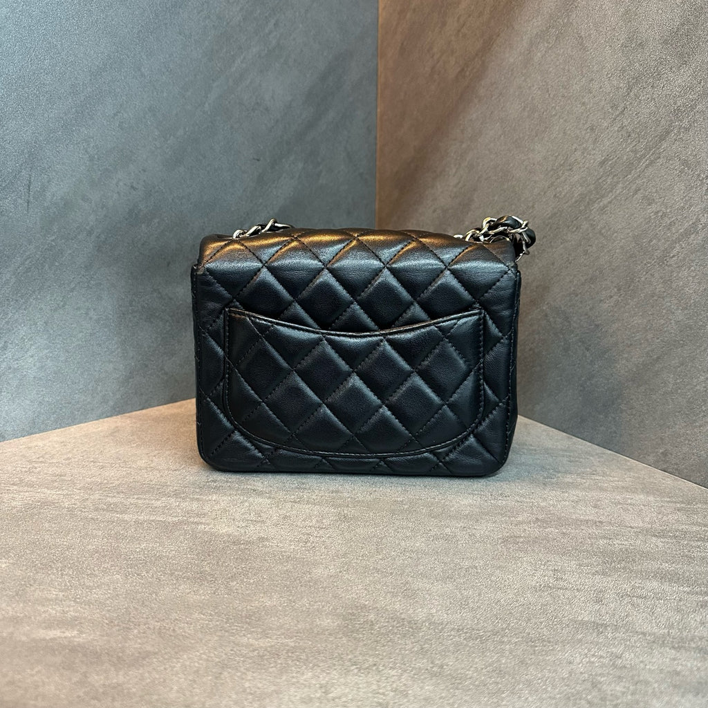 Chanel cf Square Fat Man Black Silver sheepskin Chain bag, 17 open bag type, three-dimensional inside clean