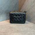 Chanel cf Square Fat Man Black Silver sheepskin Chain bag, 17 open bag type, three-dimensional inside clean