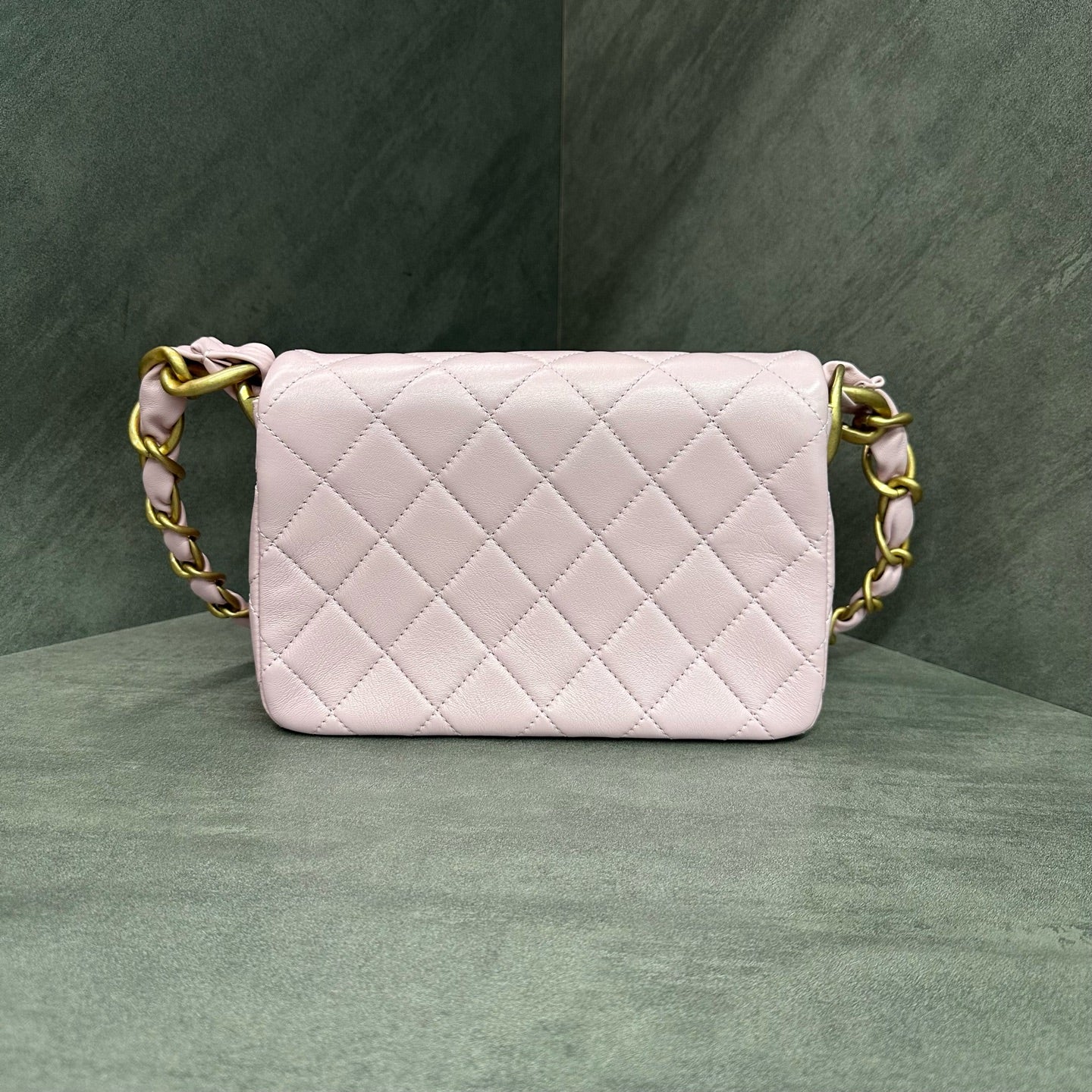 Chanel Hobo Bag with Chunky Chain Shoulder Strap, Sakura Pink, Lambskin, Flap Bag, Chip Version