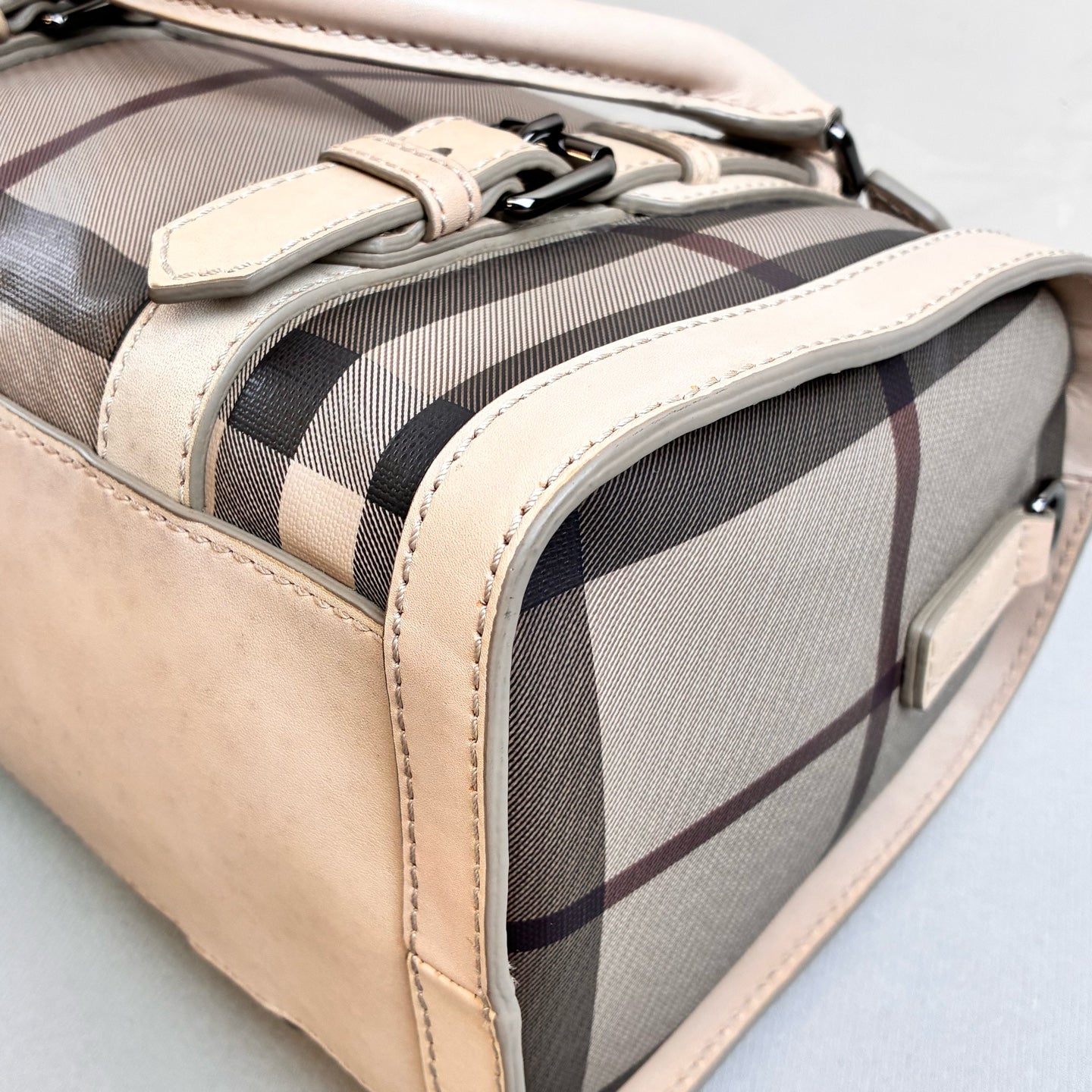Burberry Boston Pillow Bag Ivory Check 99% New Can Be Worn Shoulder or Crossbody Size 31*20