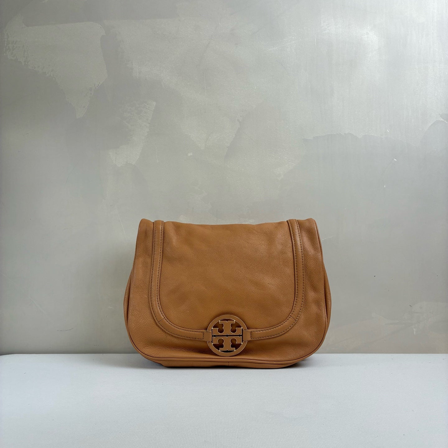 TORYBURCH Cinnamon Powder Shoulder Bag Crossbody Bag Foldable Bag Lychee Cowhide 99% New Size 29*20