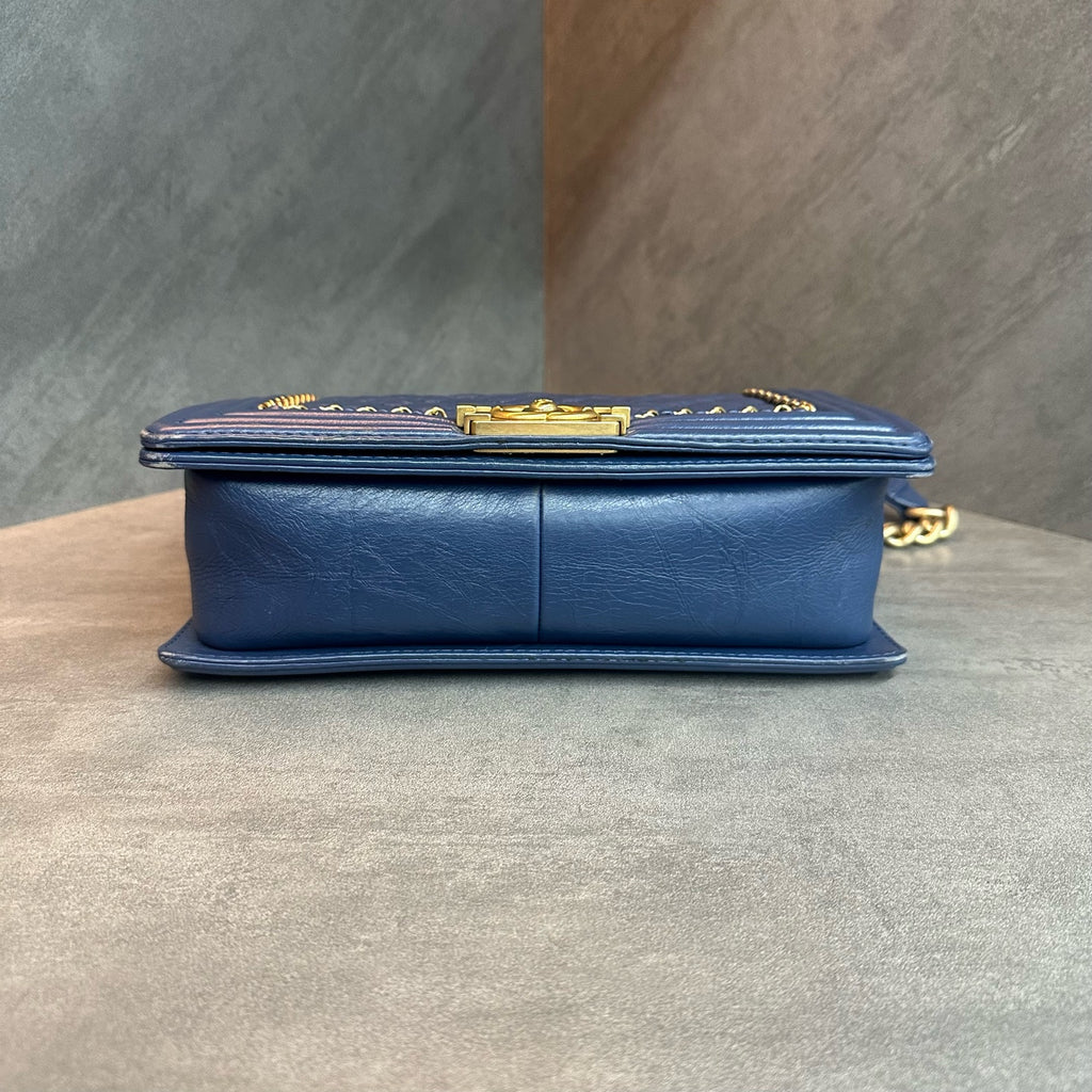 Chanel Medium Le Boy, haze blue with gold-tone hardware, oil-wax crinkled cowhide, limited edition discontinued design with vintage-style piping, 23-series production code