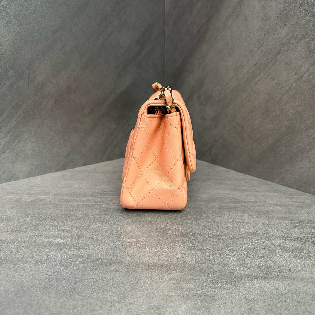 Chanel CF Square Chunky Bag Pink Gold Lambskin Chain Bag Chip Version Structured Shape Clean Interior