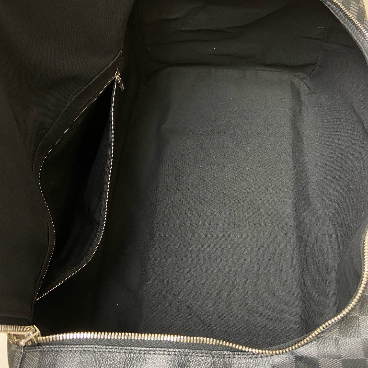 LV Louis Vuitton Large Black Checkerboard Travel Bag Handbag 99% New Size: Approximately 50x24x27cm Black Checkerboard Coated Canvas